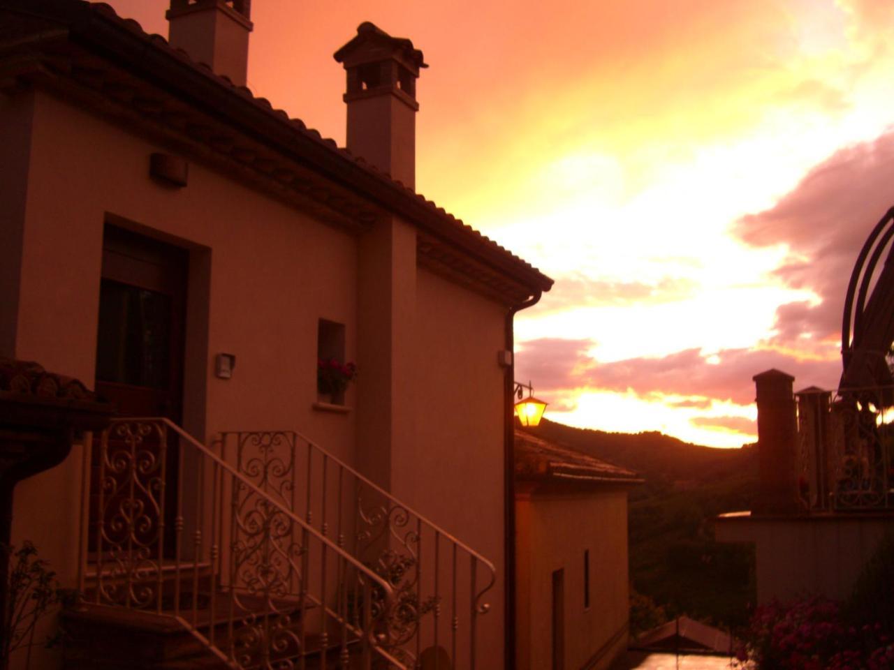 Agriturismo Pozzuolo Serrungarina Εξωτερικό φωτογραφία