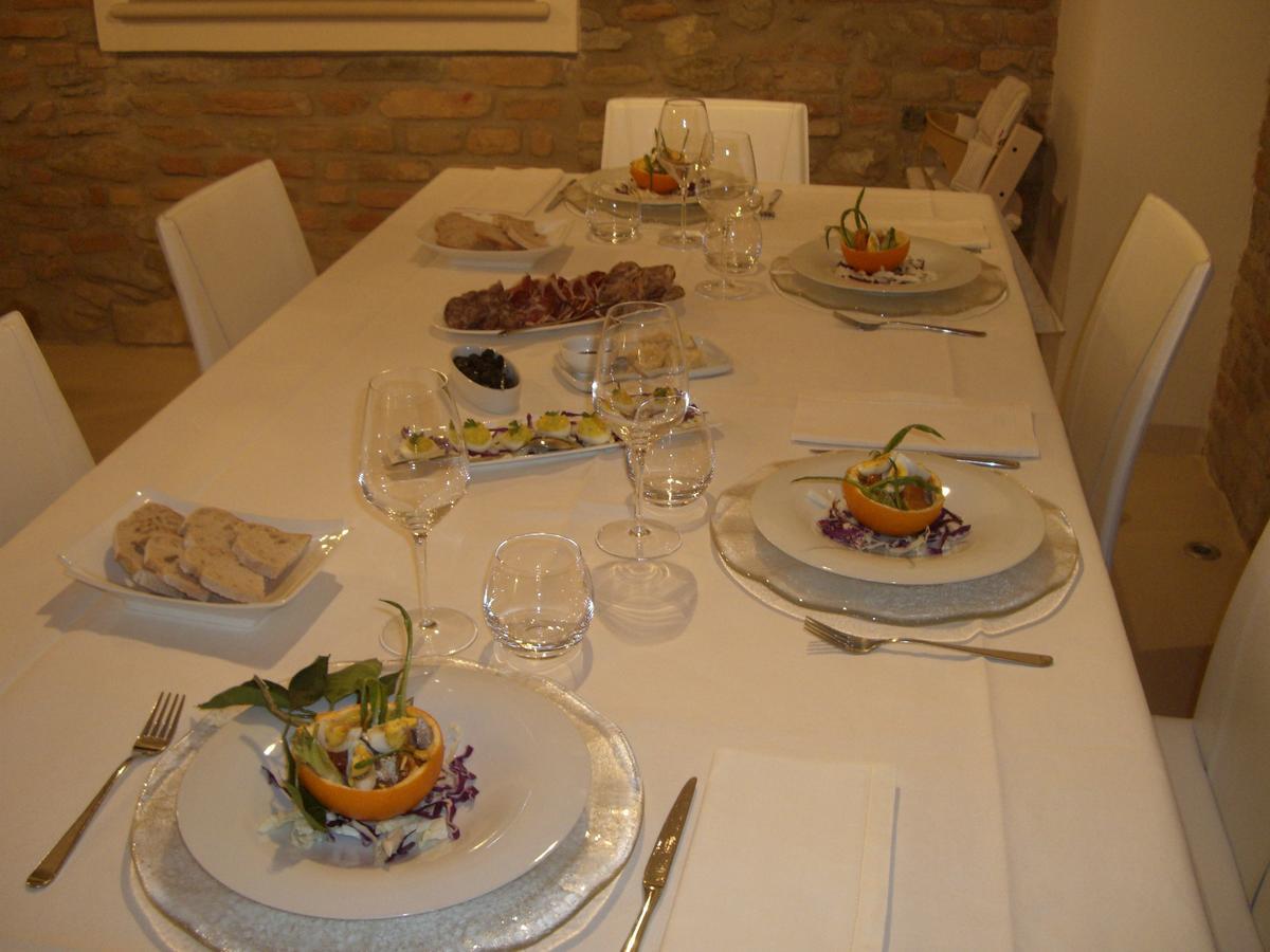 Agriturismo Pozzuolo Serrungarina Εξωτερικό φωτογραφία
