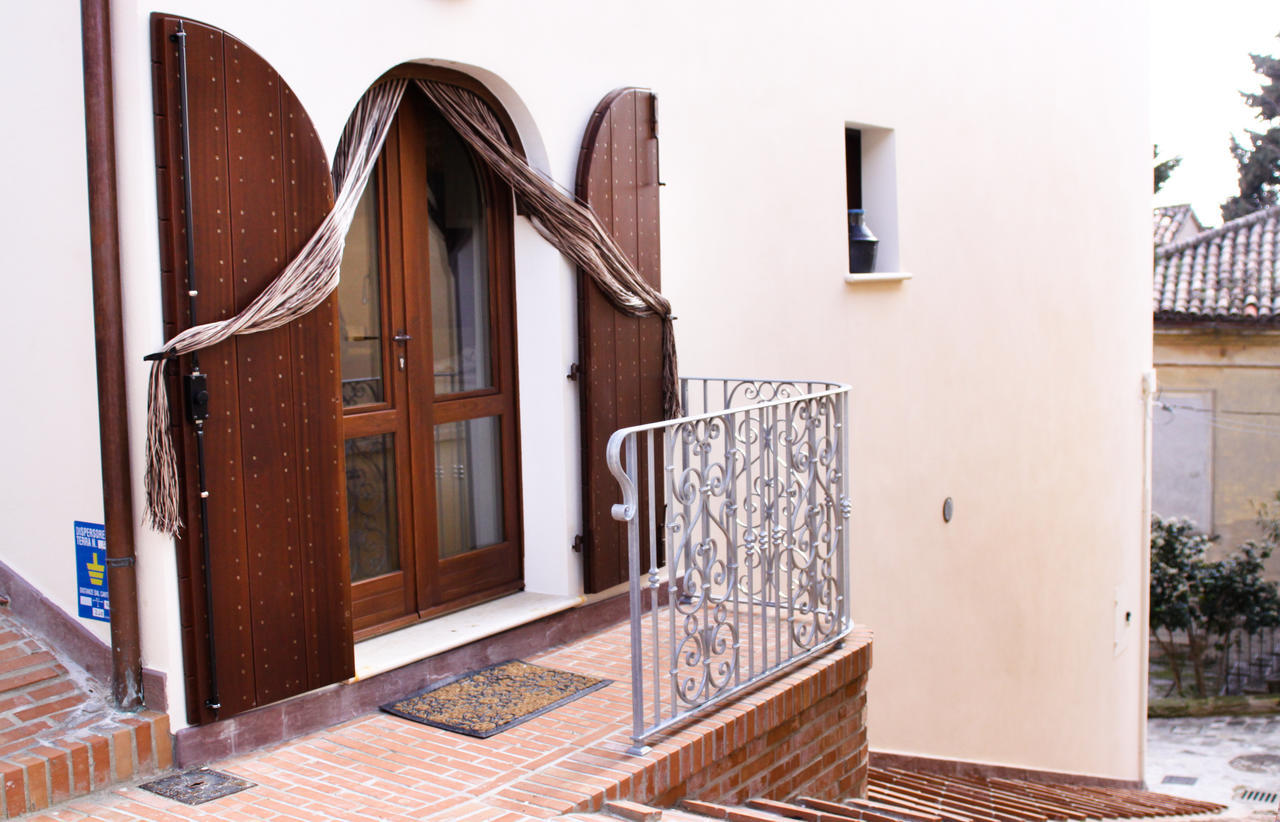 Agriturismo Pozzuolo Serrungarina Εξωτερικό φωτογραφία