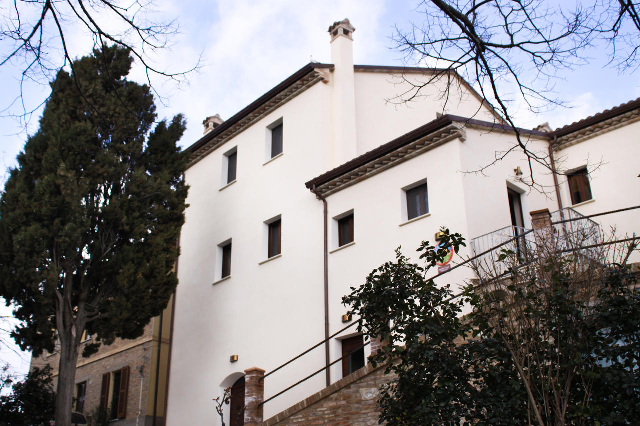 Agriturismo Pozzuolo Serrungarina Εξωτερικό φωτογραφία